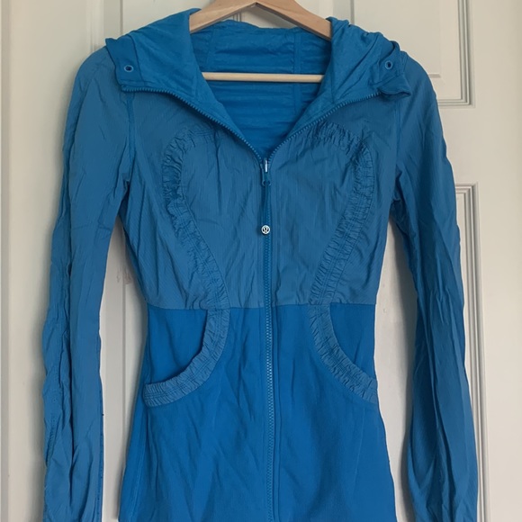 Lululemon studio dance jacket blue size 2 - Picture 3 of 5